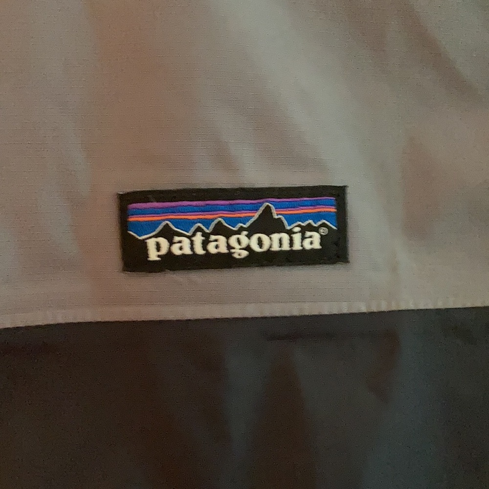 Patagonia Torrentshell Women's Rain Jacket L Large - Picture 2 of 6